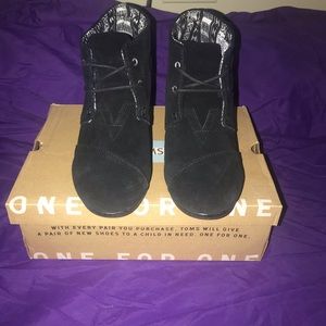 TOMS Wedge